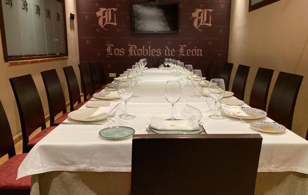 Los Robles de León Restaurante Málaga 1